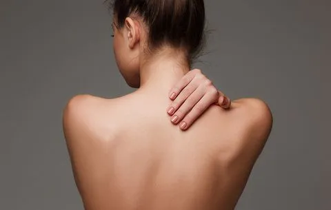 back-acne-women.webp