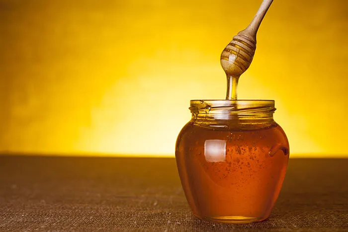 laryngopharyngitis honey